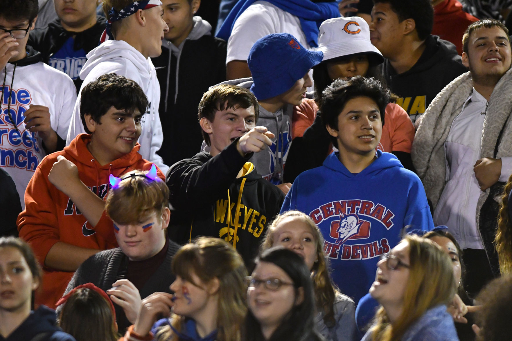 Davenport West vs Davenport Central football